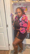 Load image into Gallery viewer, Floral Crop Jacket
